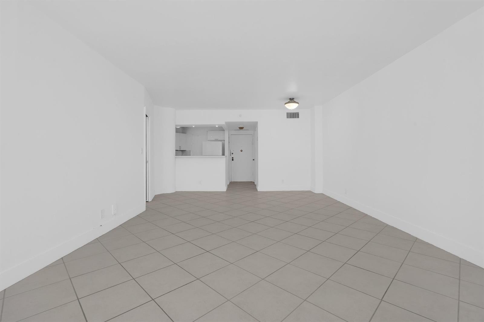 Photo of 3725 Ocean  #1215, Hollywood, Florida, 33019 - Final (15 of 34)