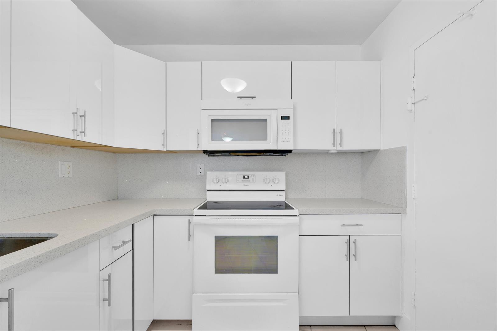 Photo of 3725 Ocean  #1215, Hollywood, Florida, 33019 - Final (18 of 34)