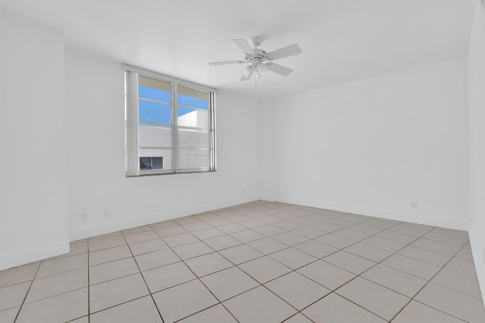 Photo of 3725 Ocean  #1215, Hollywood, Florida, 33019 - Final (2 of 34)