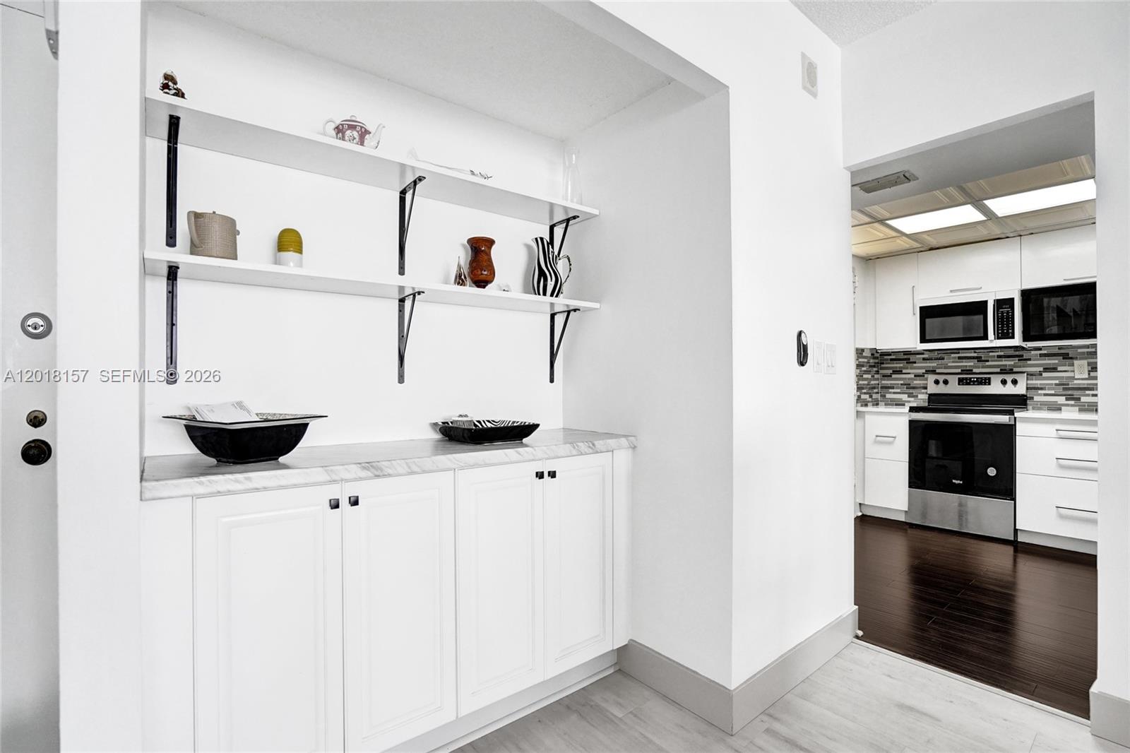 Photo of 3725 Ocean Dr  #1419, Hollywood, Florida, 33019 - 