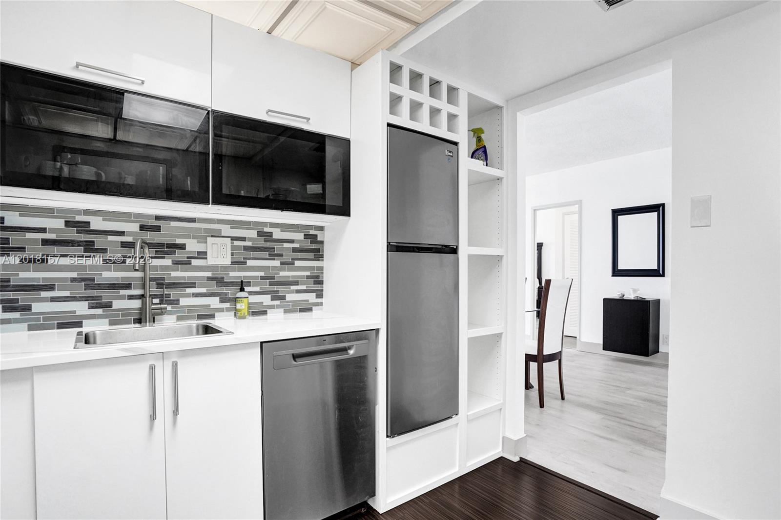 Photo of 3725 Ocean Dr  #1419, Hollywood, Florida, 33019 - 