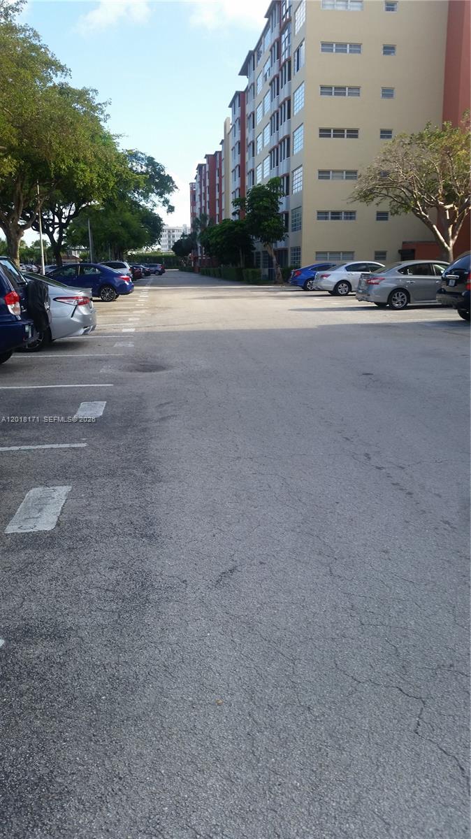 504-1 1 / 2 1036 sq. ft. $ 2026-05-13 0 Photo