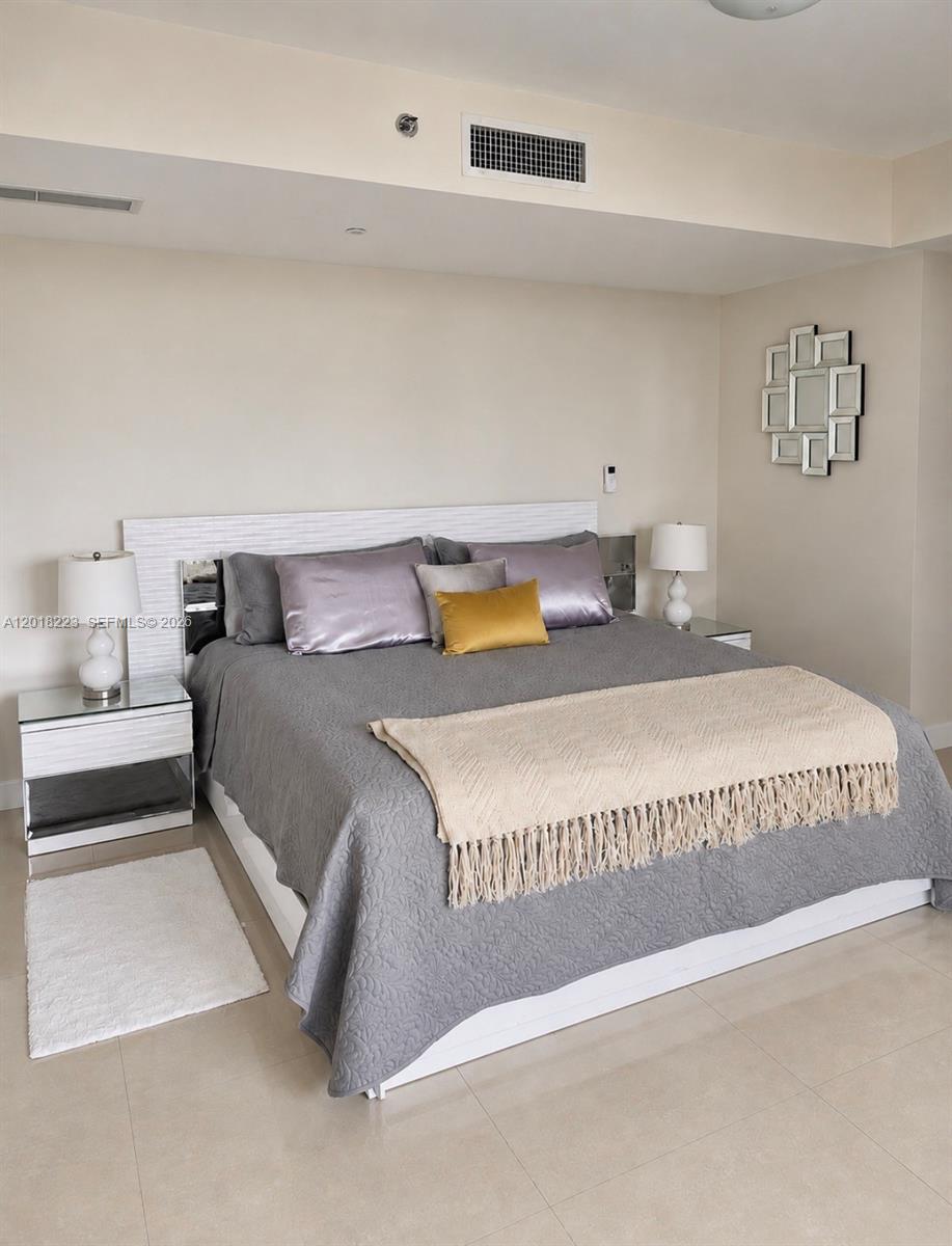 Photo of 17201 Collins Ave #506, Sunny Isles Beach, Florida, 33160 -