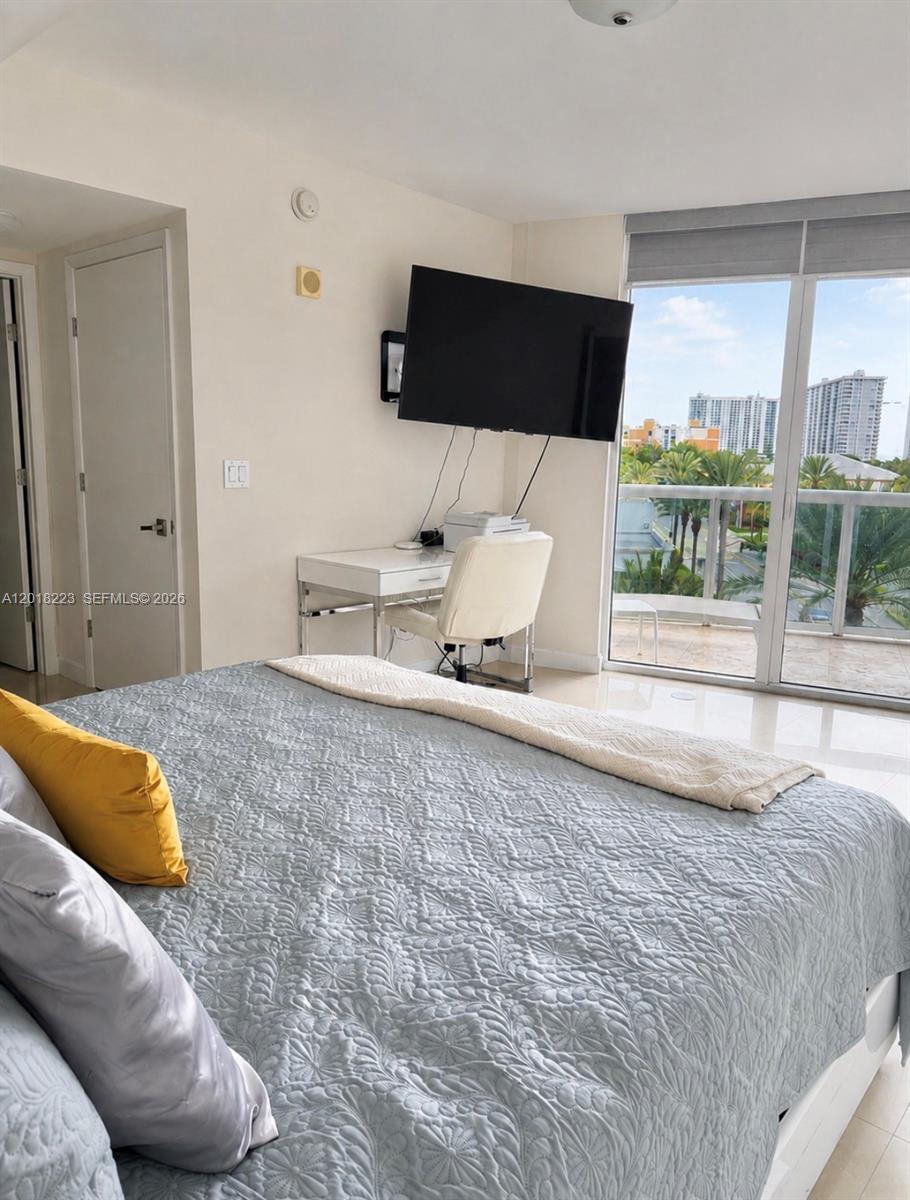 Photo of 17201 Collins Ave #506, Sunny Isles Beach, Florida, 33160 -