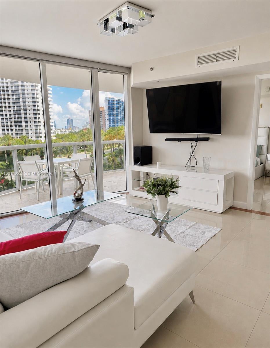 Photo of 17201 Collins Ave #506, Sunny Isles Beach, Florida, 33160 -