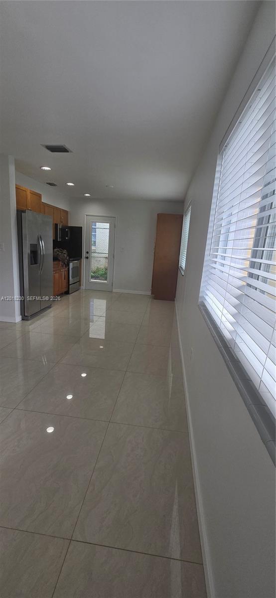 See details / 1880 sq. ft. $ 2026-05-13 0 Photo