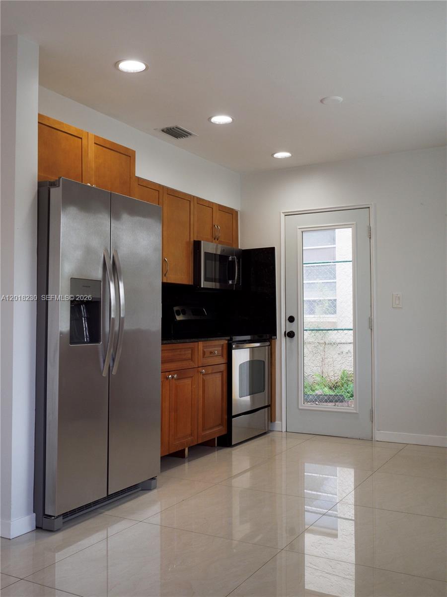 See details / 1880 sq. ft. $ 2026-05-13 0 Photo