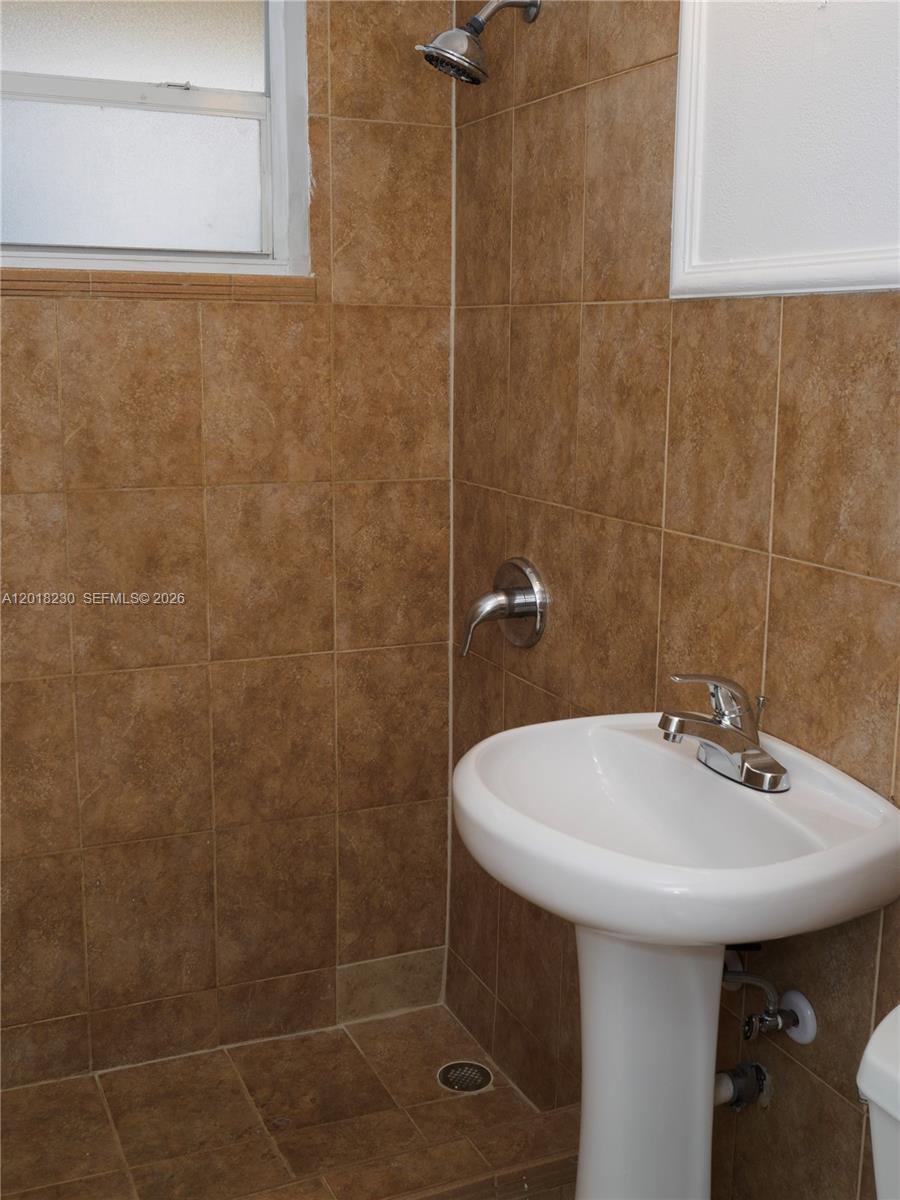 See details / 1880 sq. ft. $ 2026-05-13 0 Photo