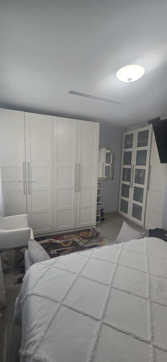 See details / 1880 sq. ft. $ 2026-05-13 0 Photo