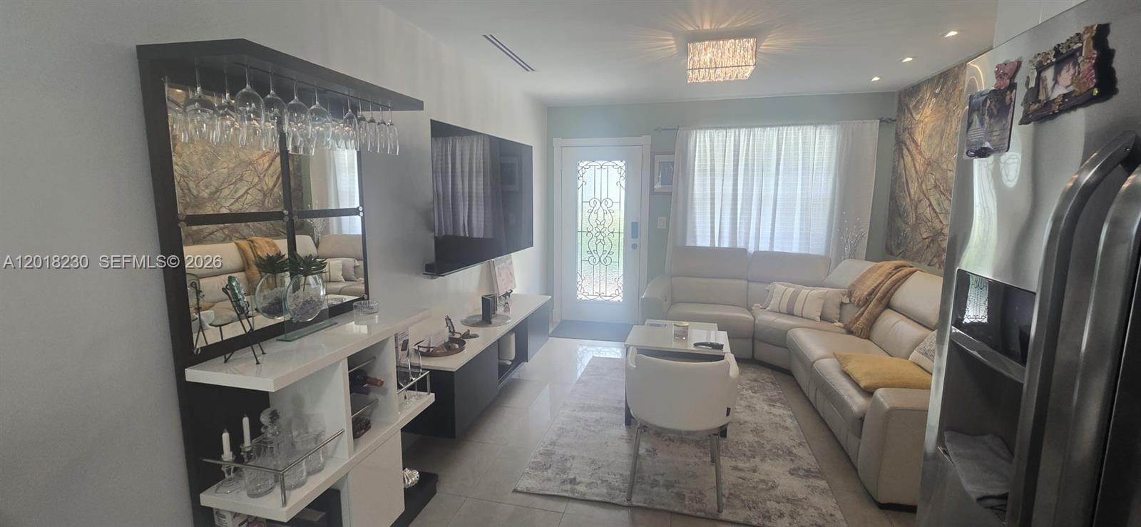 See details / 1880 sq. ft. $ 2026-05-13 0 Photo