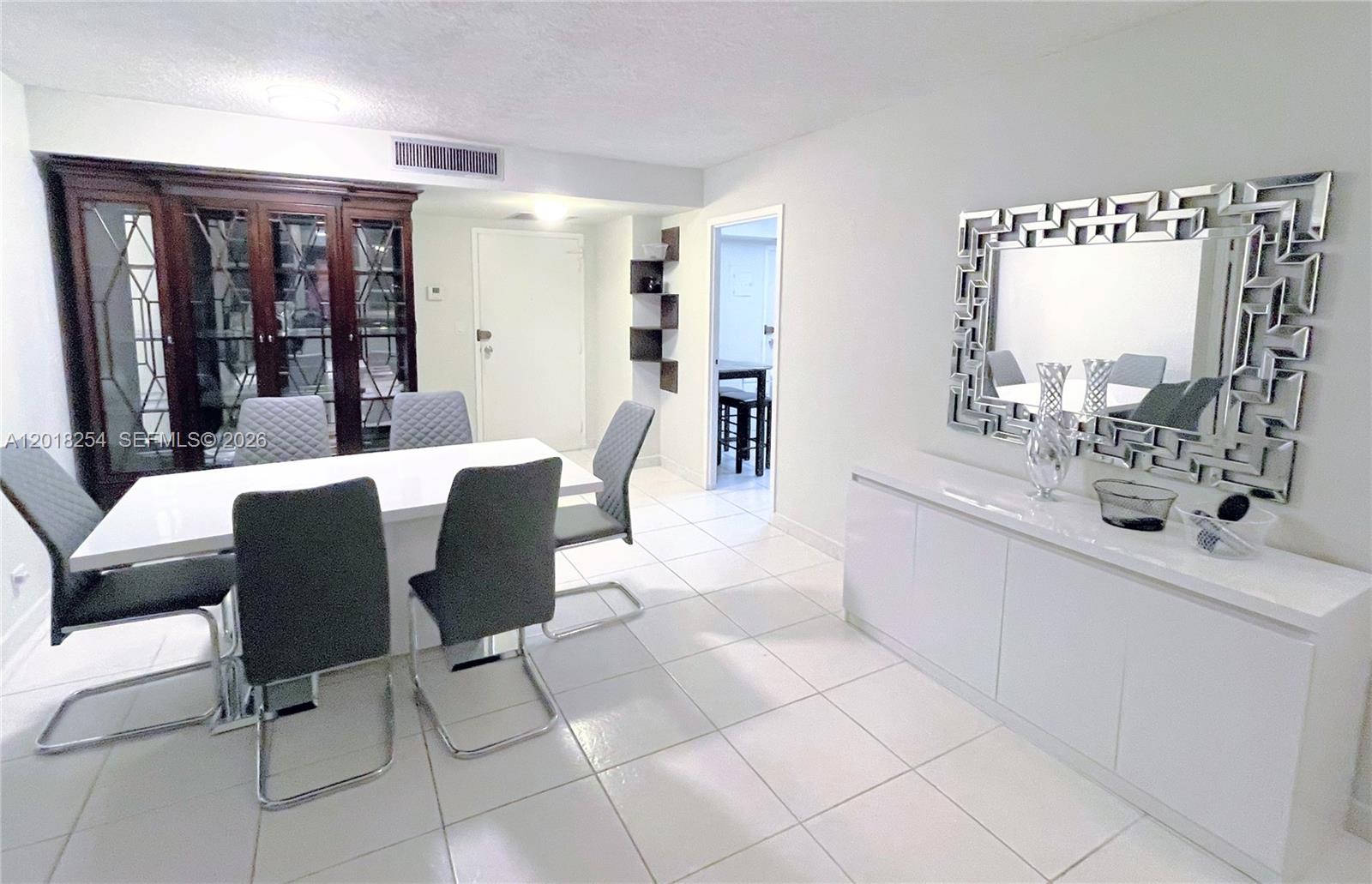 See details 2311 2 / 2 1087 sq. ft. $ 2026-05-18 0 Photo