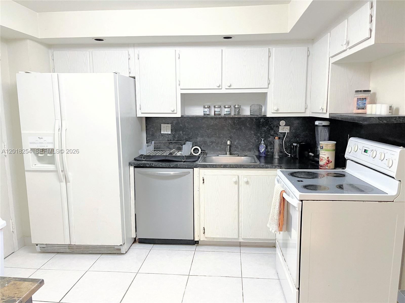 See details 2311 2 / 2 1087 sq. ft. $ 2026-05-18 0 Photo