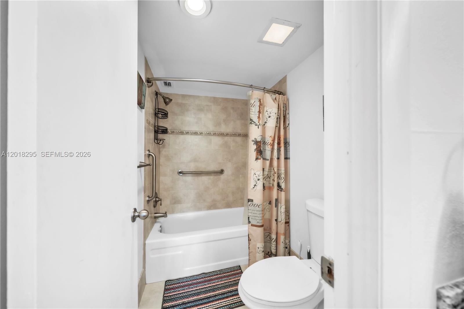 Photo of 2101 Ocean Dr  #1506(AVAILABLE NOW), Hollywood, Florida, 33019 - 
