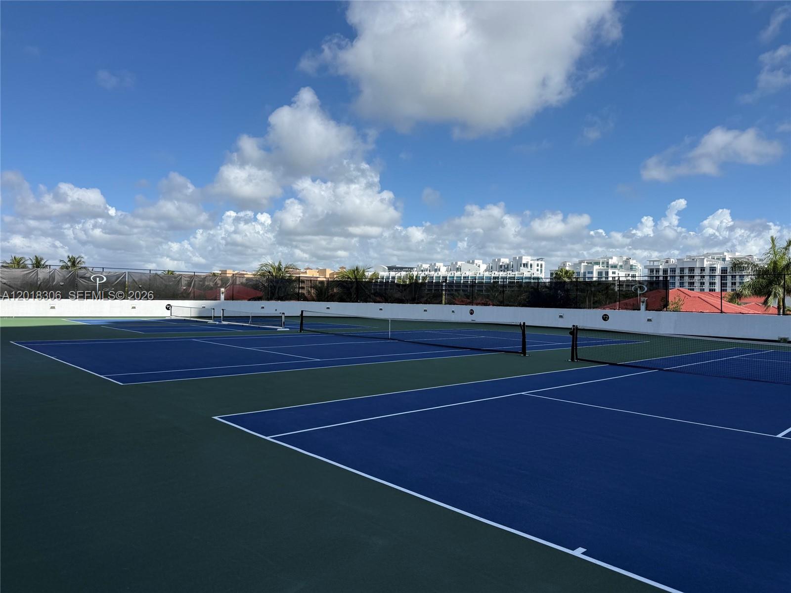 Photo of 3301 183rd St #2007, Aventura, Florida, 33160 - Tennis & Pickleball courts