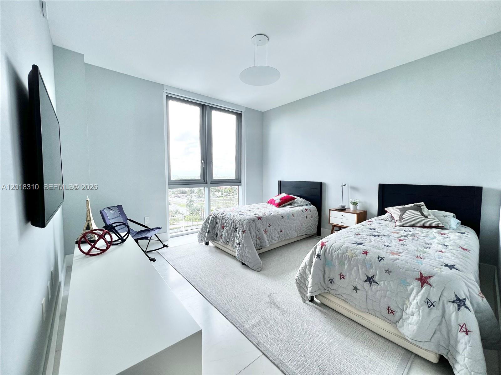Photo of 17111 Biscayne Blvd #1102, North Miami Beach, Florida, 33160 -