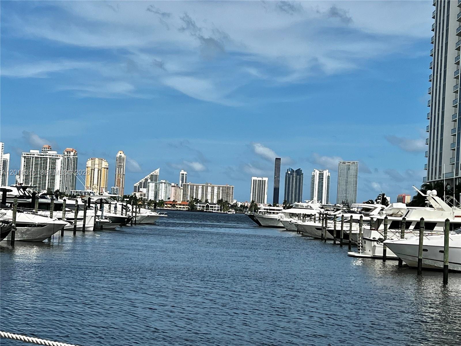 Photo of 17111 Biscayne Blvd #1102, North Miami Beach, Florida, 33160 -