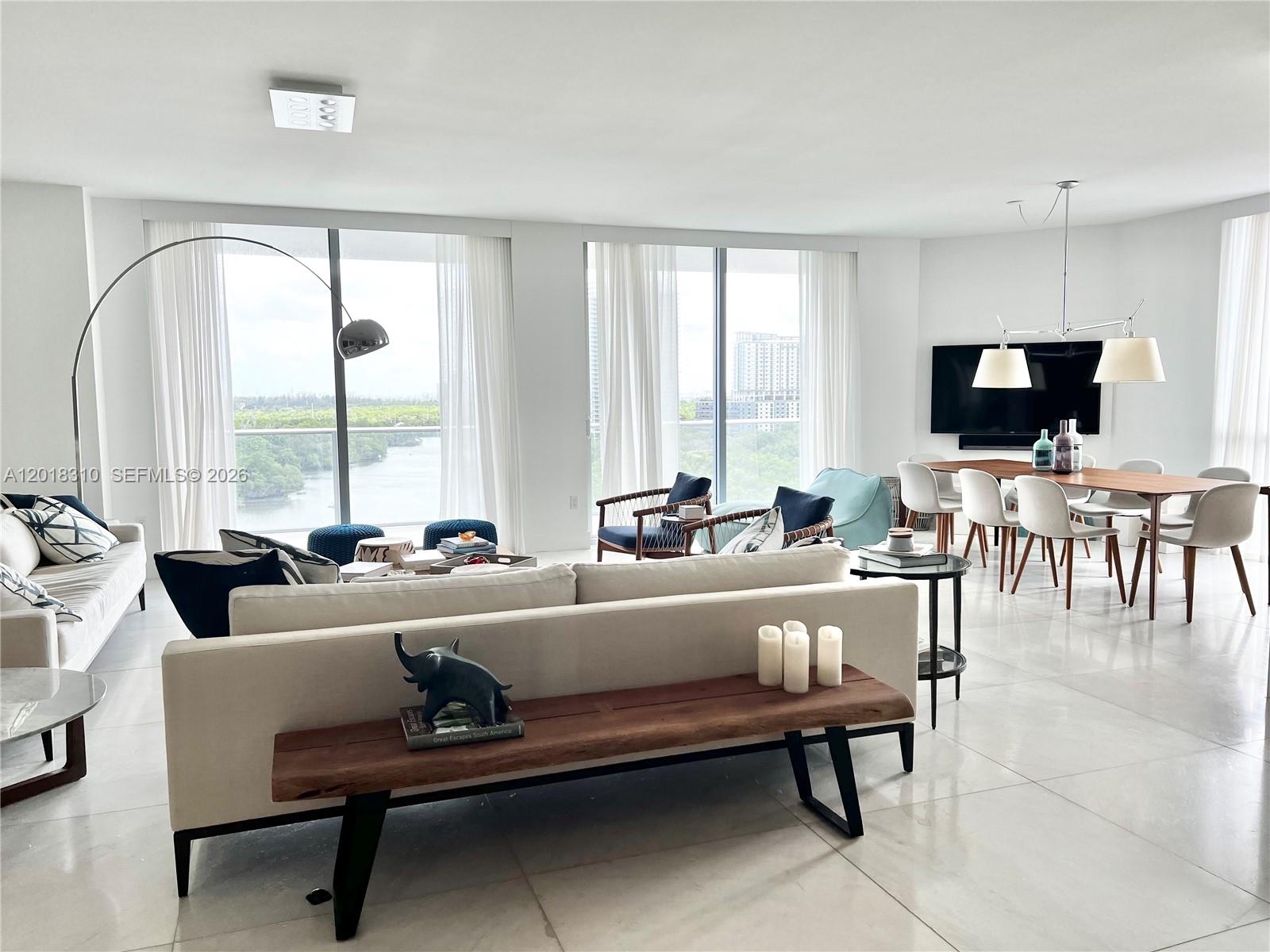 Photo of 17111 Biscayne Blvd #1102, North Miami Beach, Florida, 33160 -