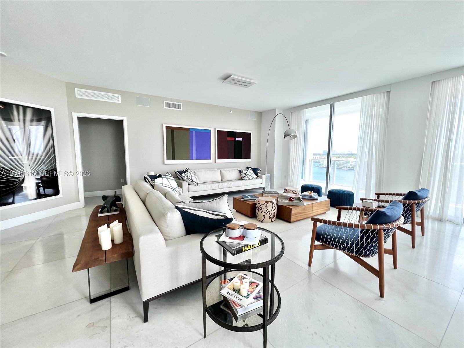 Photo of 17111 Biscayne Blvd #1102, North Miami Beach, Florida, 33160 -