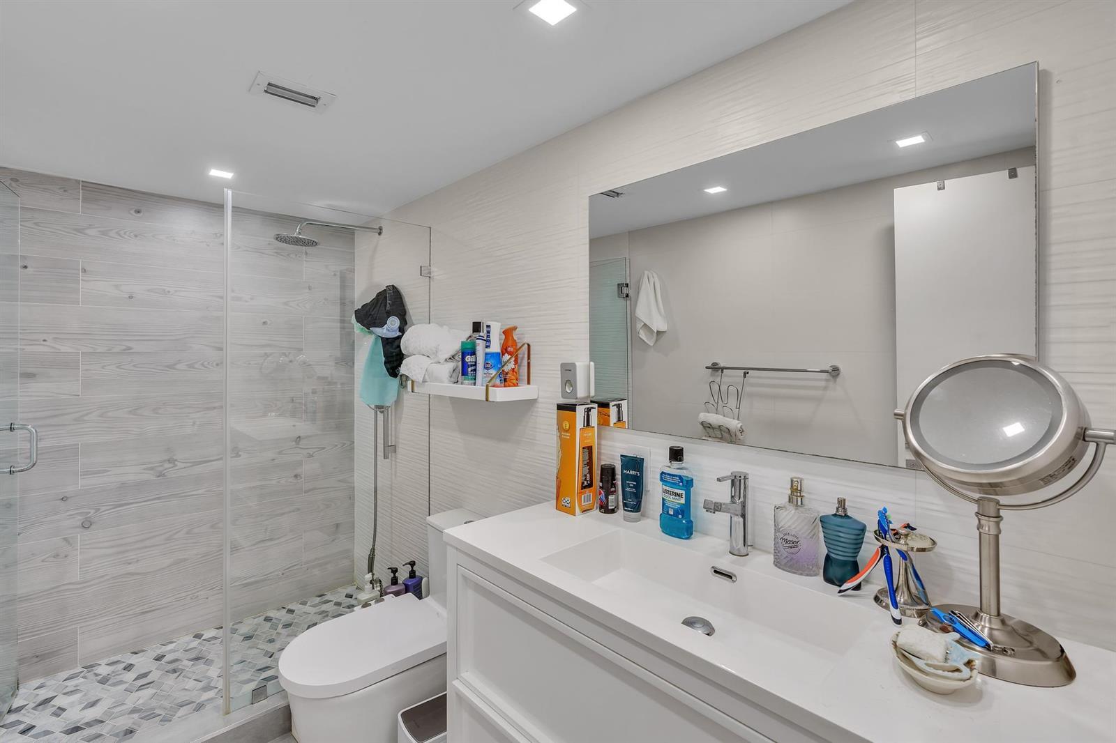 Photo of 19390 Collins  #421, Sunny Isles Beach, Florida, 33160 - DSC00771