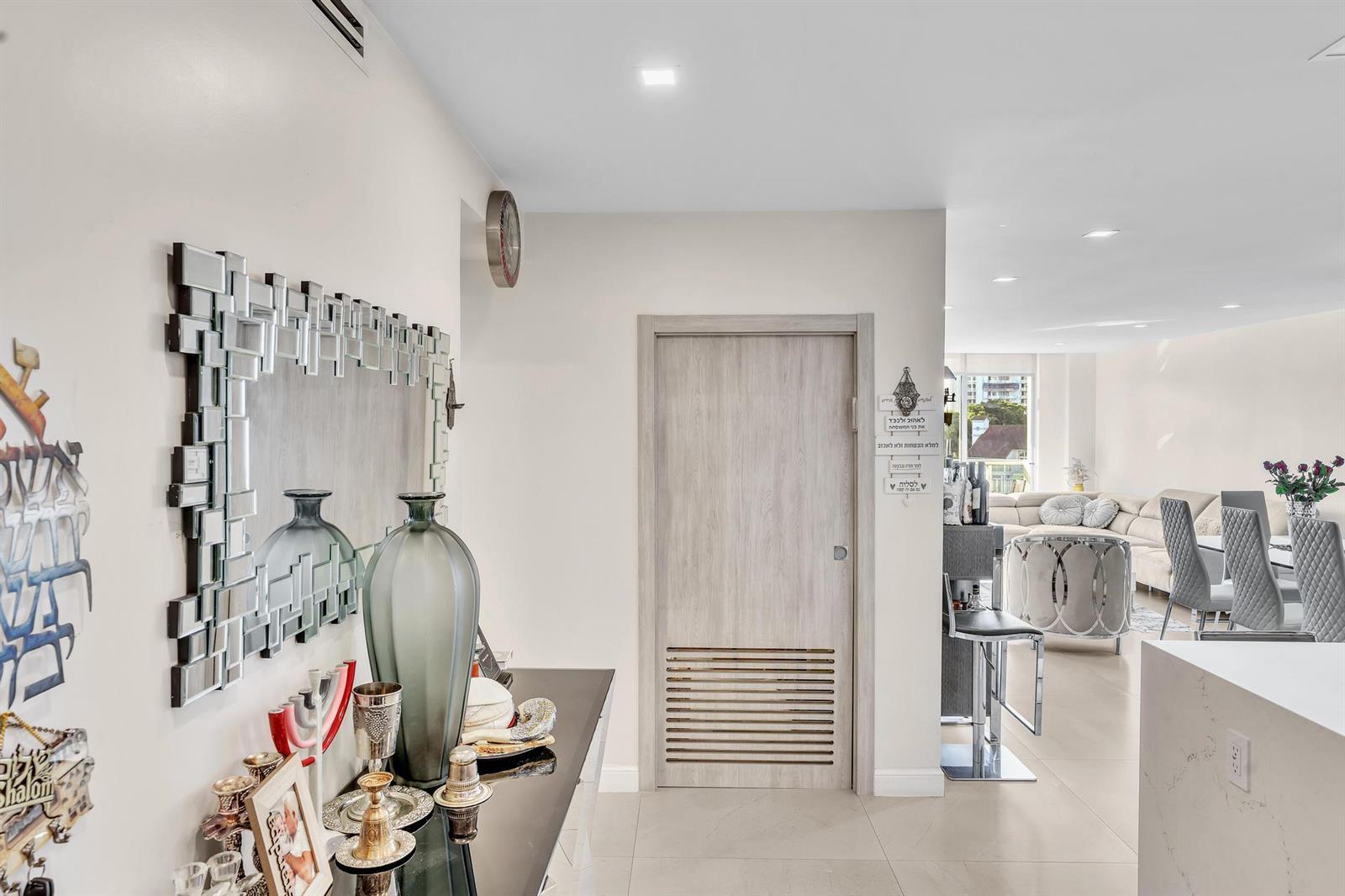 Photo of 19390 Collins  #421, Sunny Isles Beach, Florida, 33160 - DSC00781