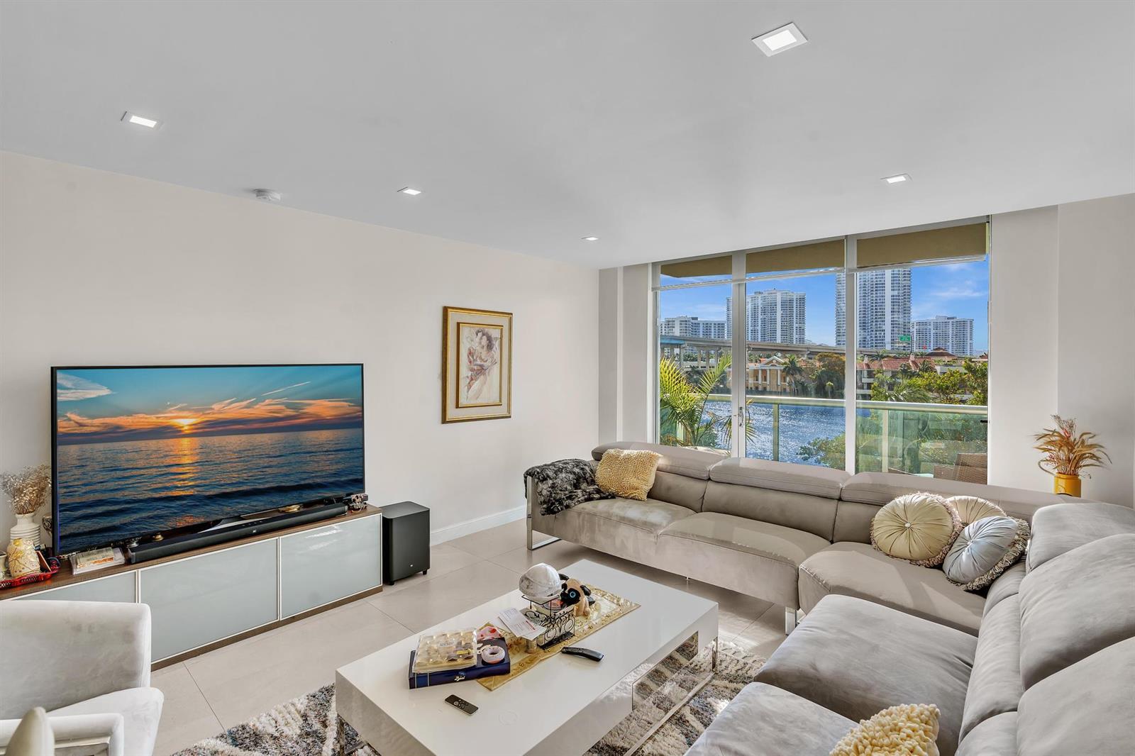 Photo of 19390 Collins  #421, Sunny Isles Beach, Florida, 33160 - DSC00861