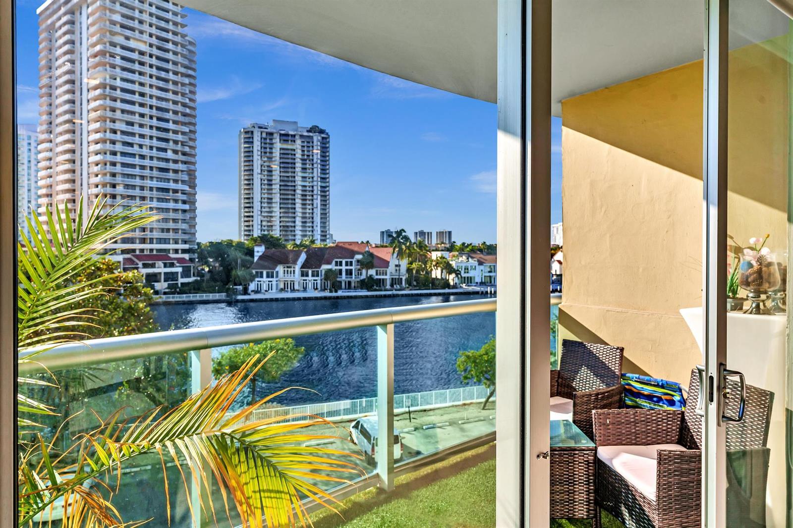 Photo of 19390 Collins  #421, Sunny Isles Beach, Florida, 33160 - DSC00876