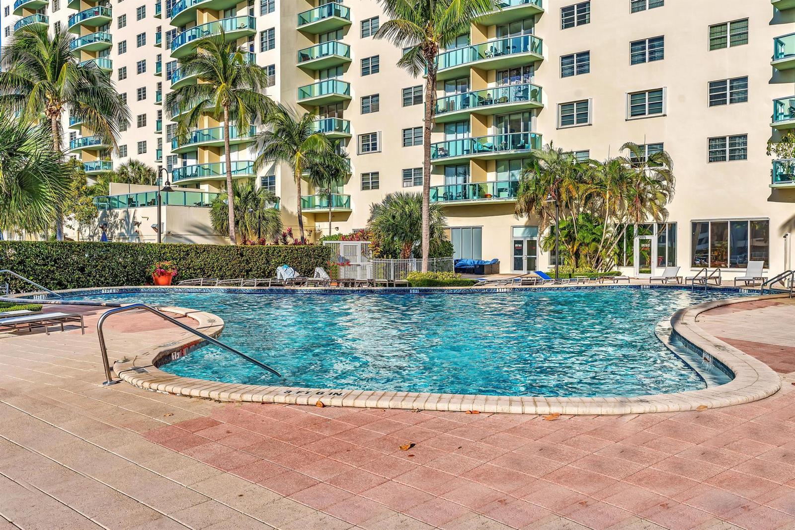 Photo of 19390 Collins  #421, Sunny Isles Beach, Florida, 33160 - DSC00926