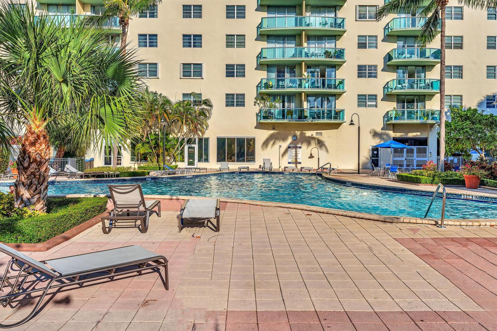 Photo of 19390 Collins  #421, Sunny Isles Beach, Florida, 33160 - DSC00931