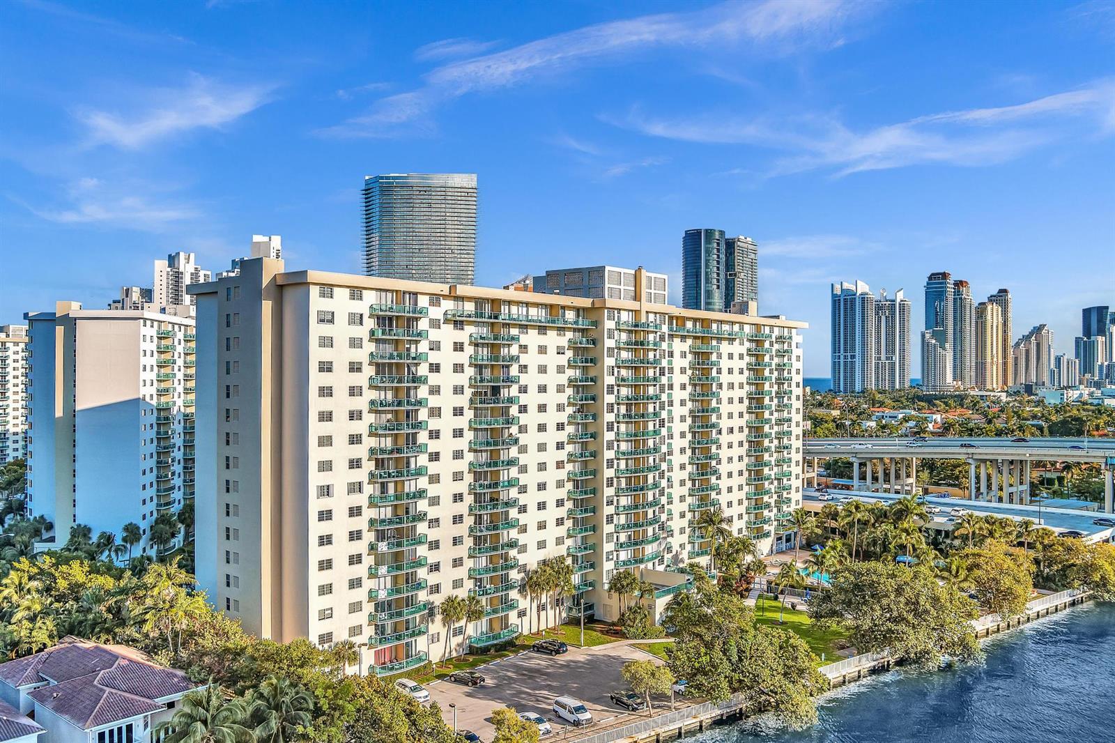 Photo of 19390 Collins  #421, Sunny Isles Beach, Florida, 33160 - MAX_0098