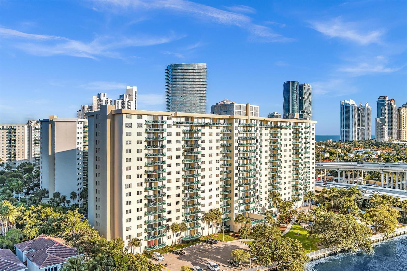 Photo of 19390 Collins  #421, Sunny Isles Beach, Florida, 33160 - MAX_0103