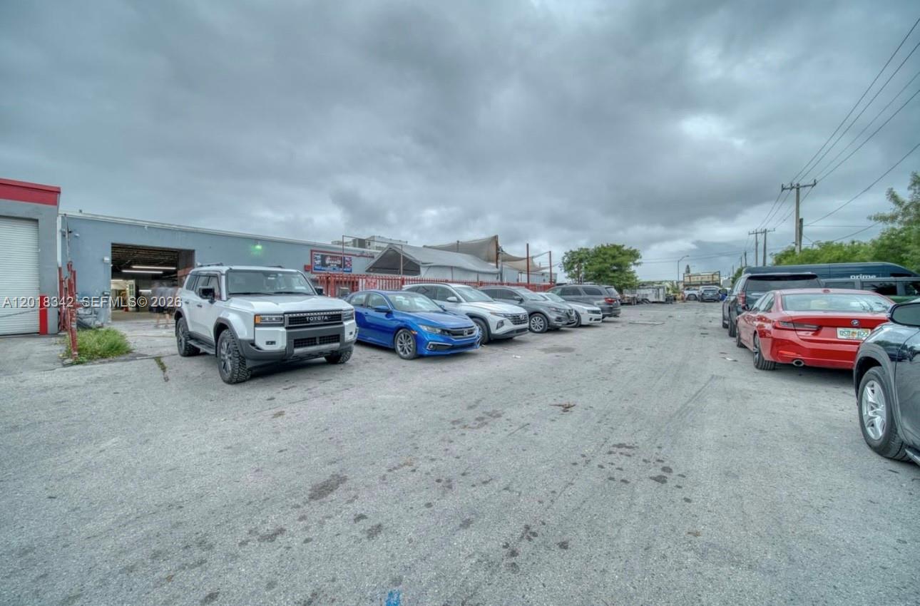 See details / sq. ft. $ 2026-05-13 0 Photo