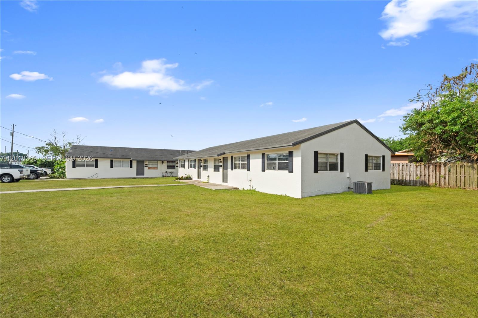 See details / 4248 sq. ft. $ 2026-05-13 0 Photo