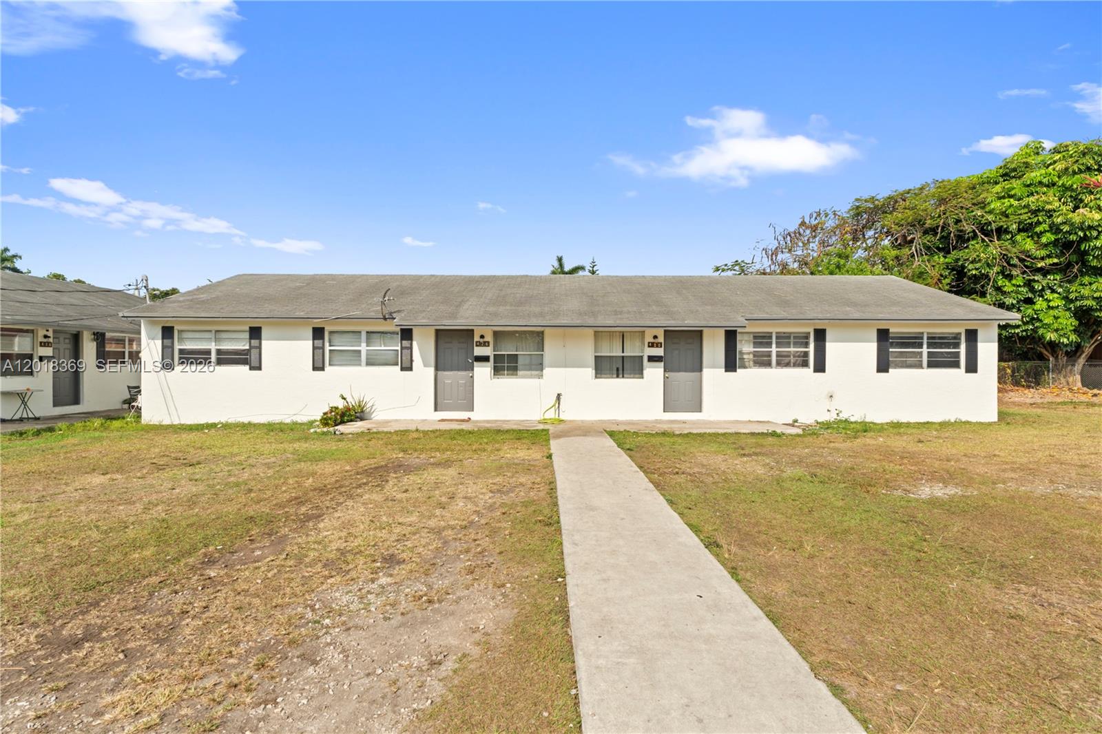 See details / 4248 sq. ft. $ 2026-05-13 0 Photo