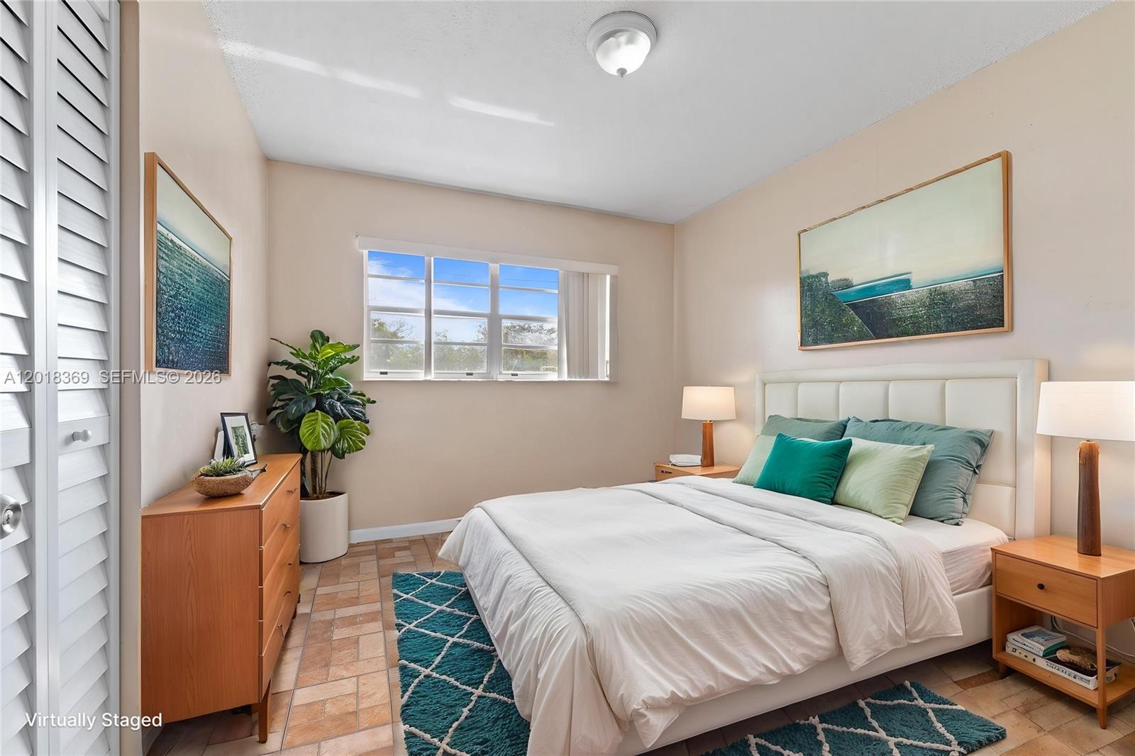 See details / 4248 sq. ft. $ 2026-05-13 0 Photo