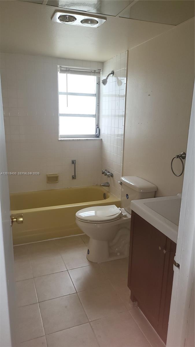 Photo of 1001 14th Ave  #201, Hallandale Beach, Florida, 33009 - 
