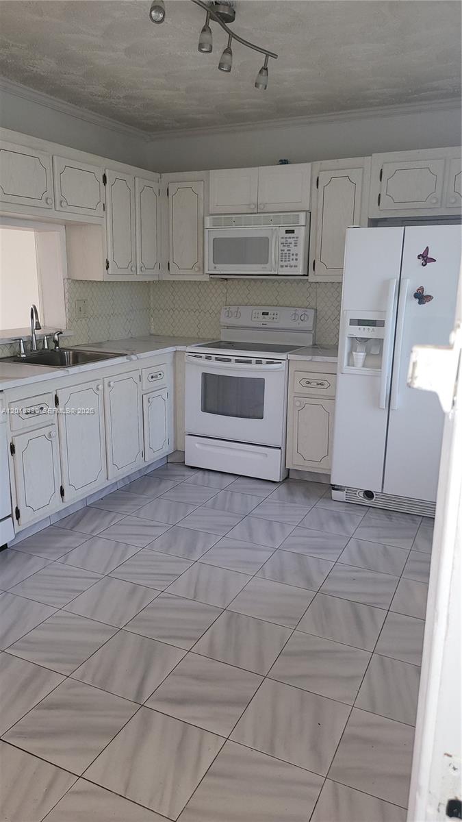 Photo of 1001 14th Ave  #201, Hallandale Beach, Florida, 33009 - 
