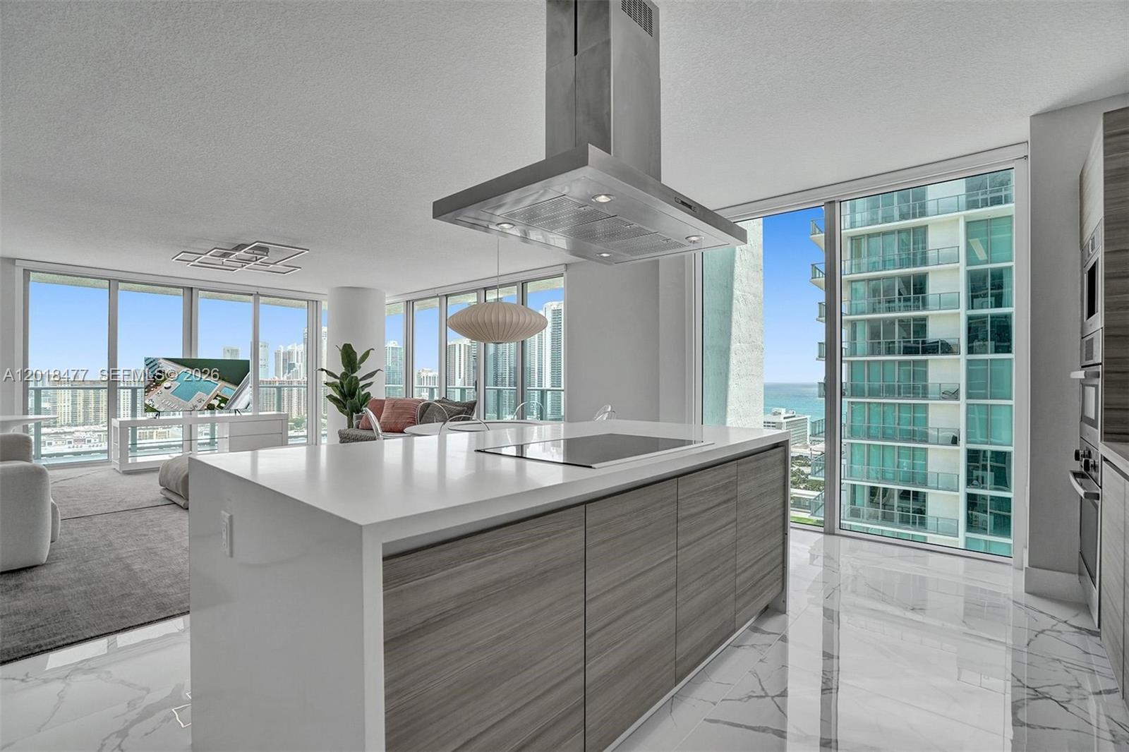 See details 5-2207 3 / 4 1892 sq. ft. $ 2026-05-13 0 Photo