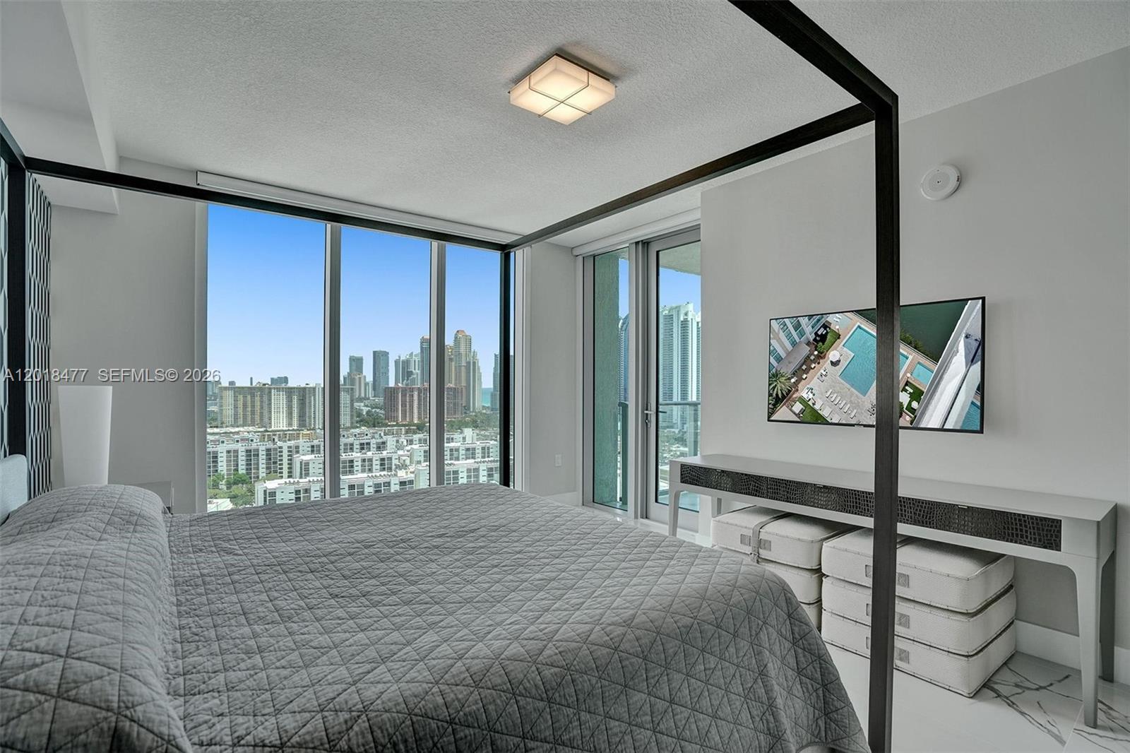 See details 5-2207 3 / 4 1892 sq. ft. $ 2026-05-13 0 Photo