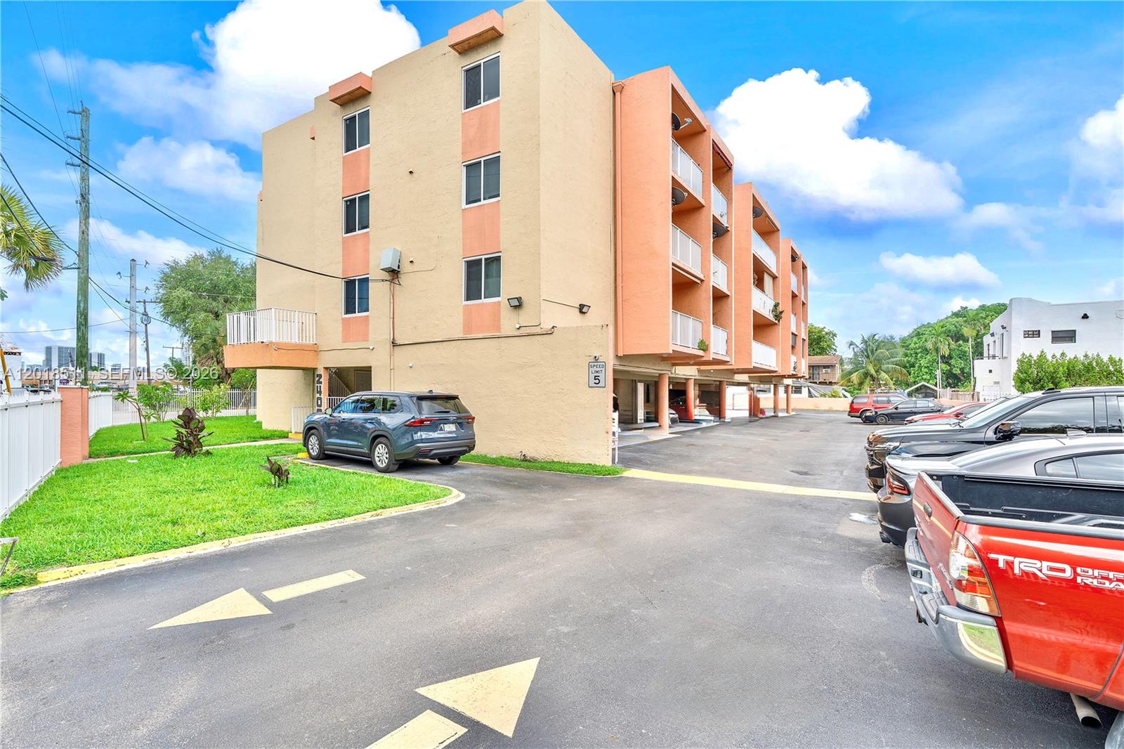 See details / sq. ft. $ 2026-05-13 0 Photo