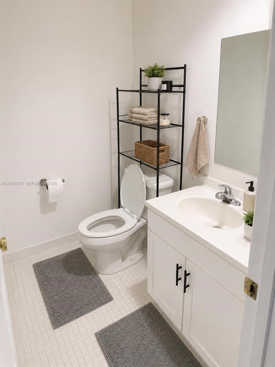 Photo of 1833 Ocean Dr  #805, Hallandale Beach, Florida, 33009 - 