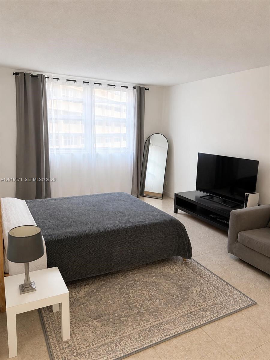 Photo of 1833 Ocean Dr  #805, Hallandale Beach, Florida, 33009 - 
