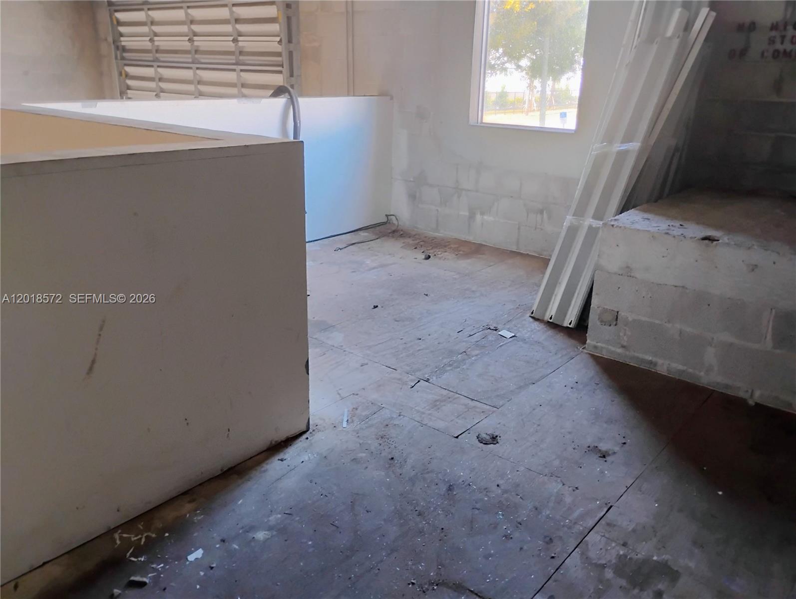 4628  /   sq. ft. $ 2026-05-13 0 Photo