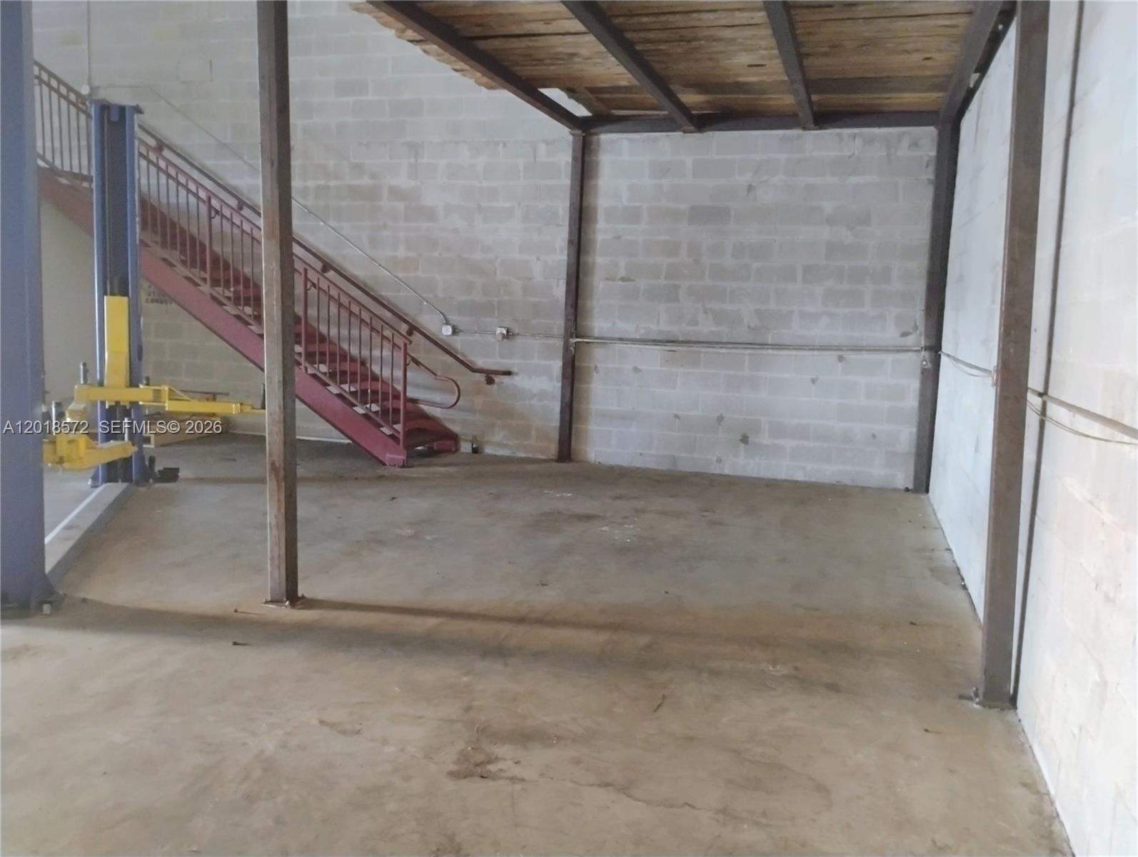 4628  /   sq. ft. $ 2026-05-13 0 Photo