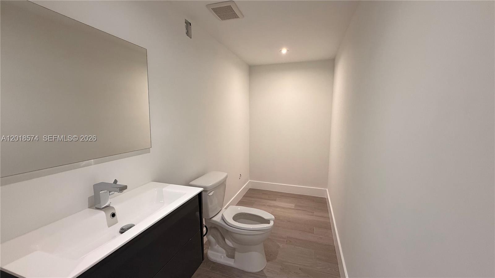 See details 1 / sq. ft. $ 2026-05-13 0 Photo