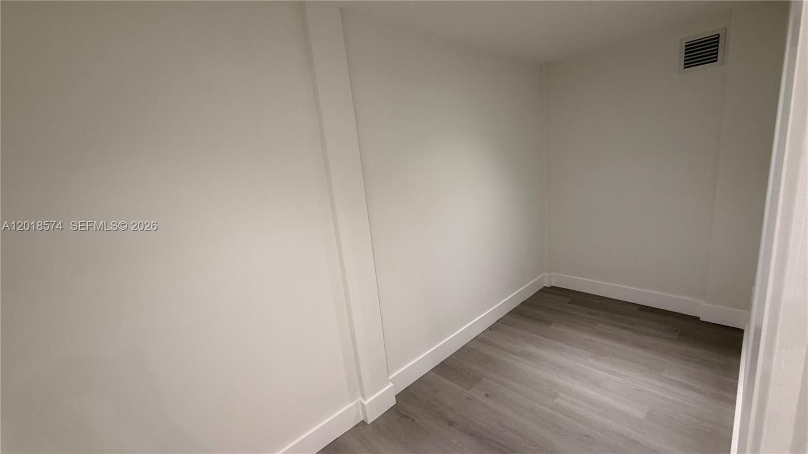 See details 1 / sq. ft. $ 2026-05-13 0 Photo