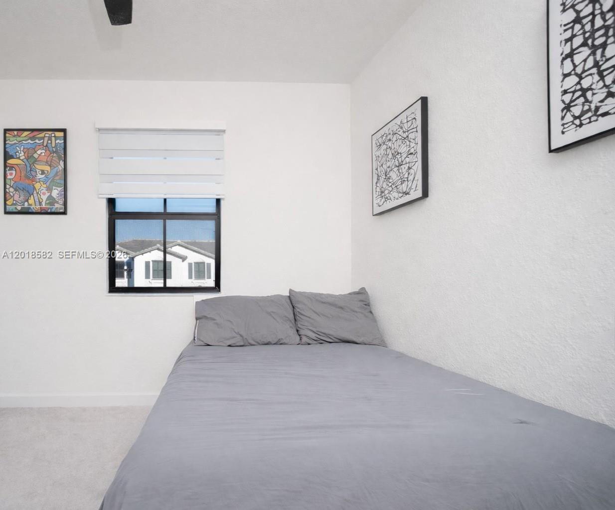 Ver detalles 28510 4 / 3 1827 sq. ft. $ 2026-05-13 0 foto