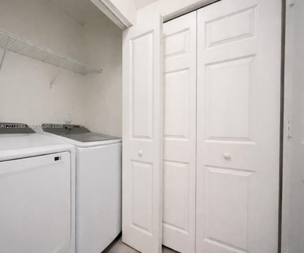 Ver detalles 28510 4 / 3 1827 sq. ft. $ 2026-05-13 0 foto