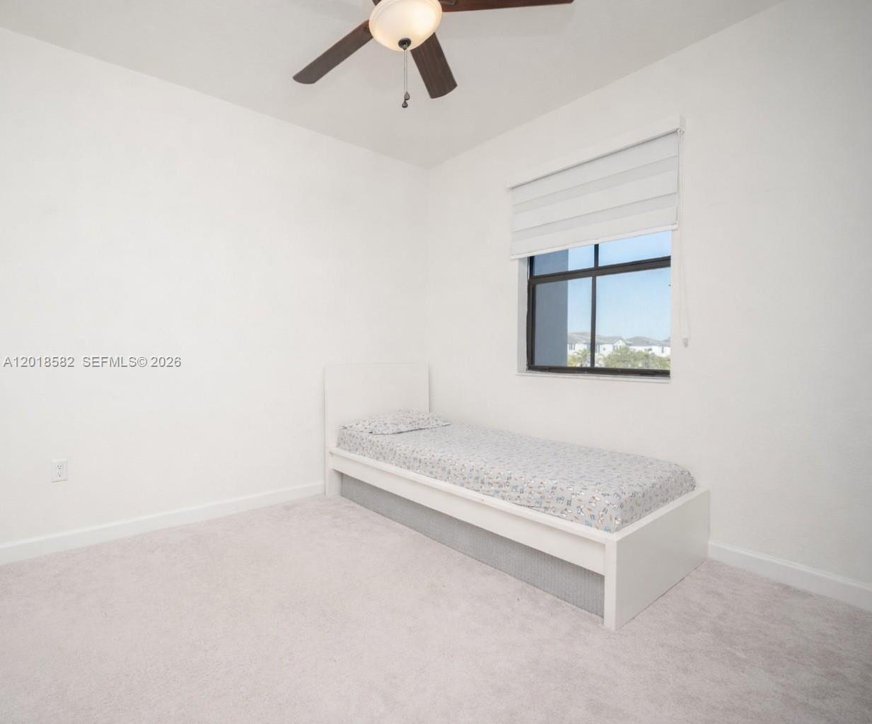Ver detalles 28510 4 / 3 1827 sq. ft. $ 2026-05-13 0 foto