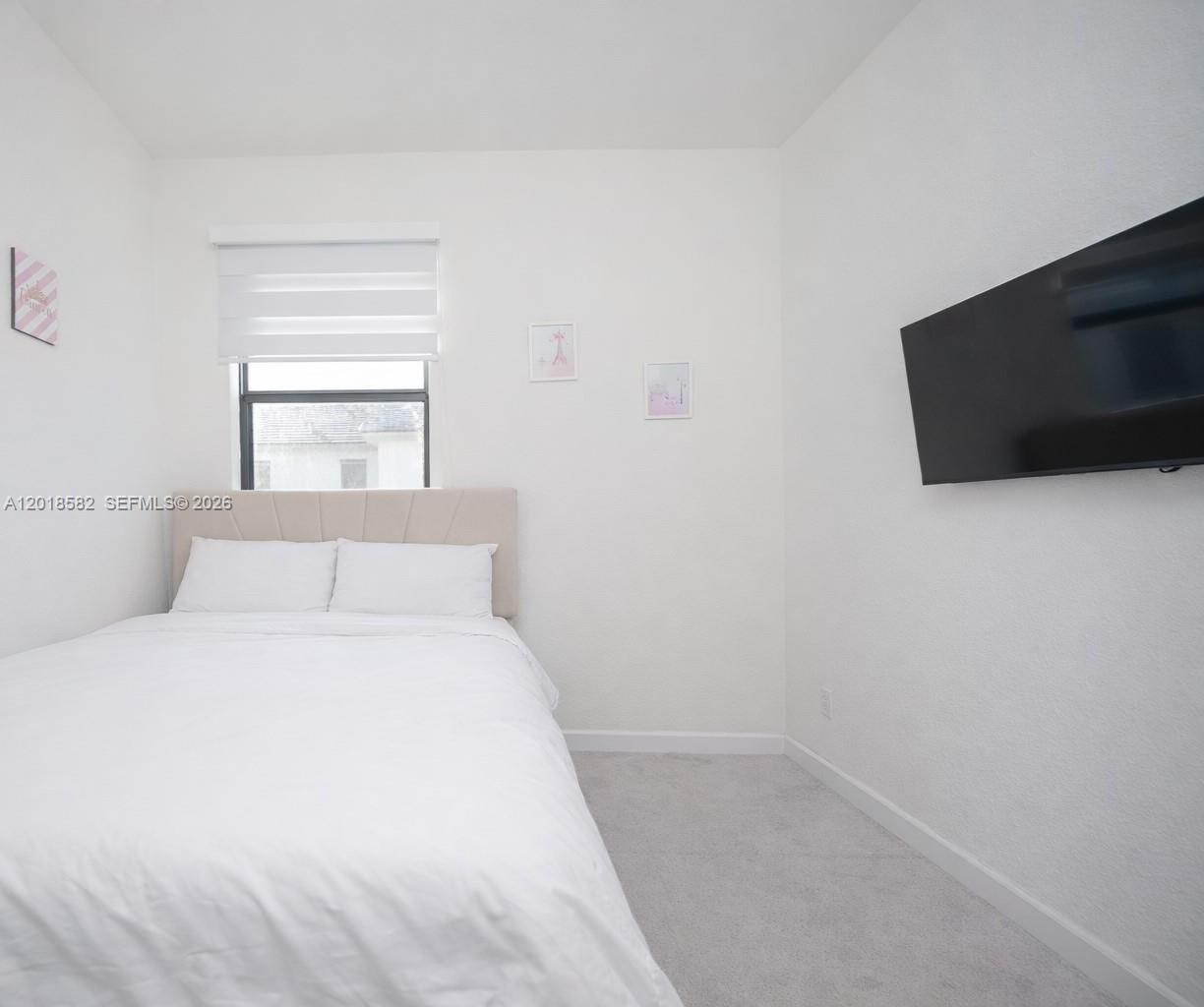 Ver detalles 28510 4 / 3 1827 sq. ft. $ 2026-05-13 0 foto