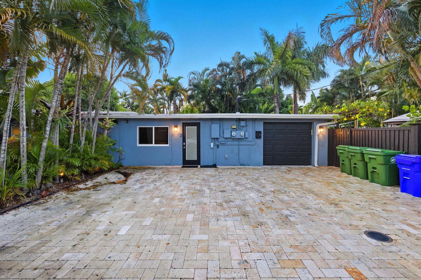 Ver detalles 1-2 / 0 1593 sq. ft. $ 2026-06-05 0 foto